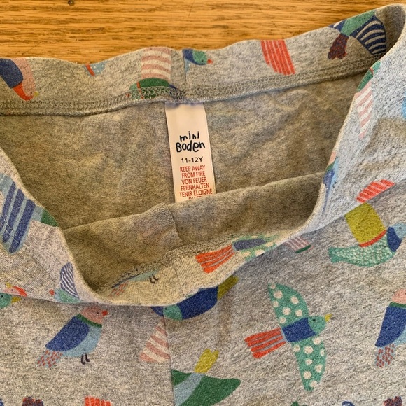 Bird pattern tumble shorts - Picture 3 of 3